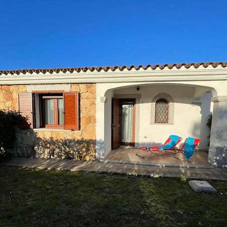 Case Vacanza Onda E Riva Budoni Exterior photo
