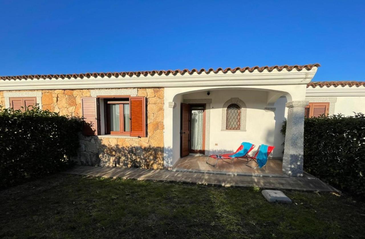 Case Vacanza Onda E Riva Budoni Exterior photo